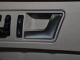 奔驰E级 2013款  E260L CGI优雅型_高清图19