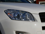 RAV4荣放 2011款 RAV4 2.0AT 经典版_高清图24