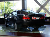 皇冠 2012款  V6 2.5 Royal 真皮版_高清图9