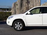 RAV4荣放 2011款 RAV4 2.0AT 经典版_高清图29