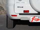 RAV4荣放 2011款 RAV4 2.0AT 经典版_高清图26