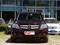奔驰GLK300现车销售 购车优惠两万元