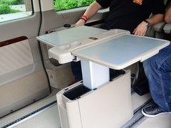上流社会的交通工具 四款高端MPV推荐