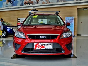 武汉经典福克斯降2.7万 店内现车销售