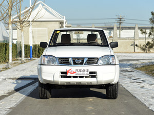 2011款日产D22郑州直降0.6万 现车销售