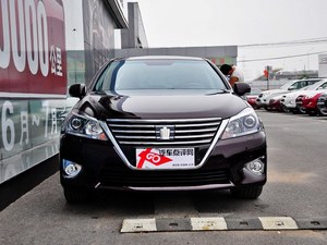 丰田皇冠三明购车享优惠3万元 现车在售