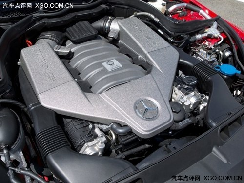 增右舵/四驱 奔驰C63 AMG换4.0T V8引擎