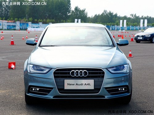 2013款 奥迪A4L 35 TFSI 自动技术型