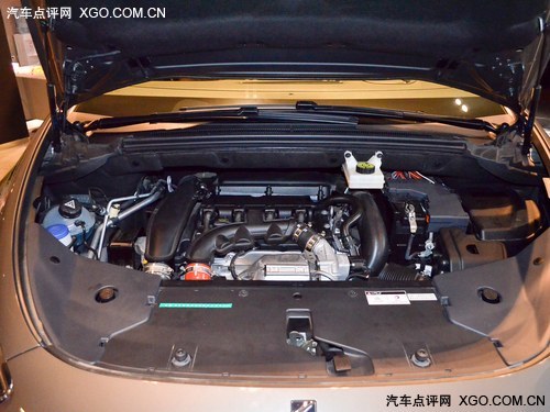 于2014年国产 DSX概念车上海车展首发