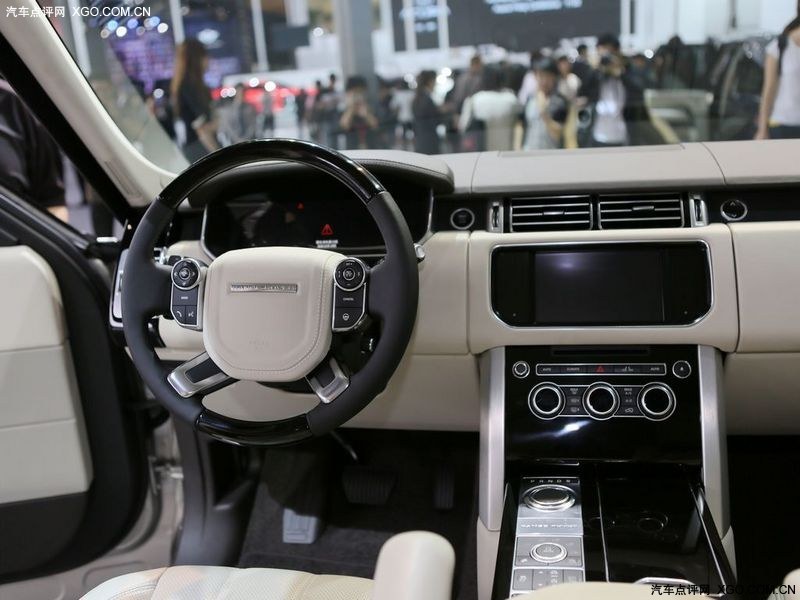 2013款路虎攬勝行政版 現(xiàn)車優(yōu)惠20萬元