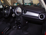 MINI CLUBMAN 2011款 1.6L COOPER Fun_高清图34