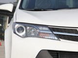 RAV4荣放 2013款 丰田RAV4 2.0L CVT四驱风尚版_高清图2