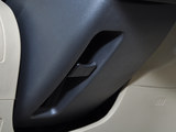 华泰B11 2011款  1.8T 自动舒适汽油版_高清图5