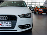 奥迪A4L 2013款  35 TFSI 自动舒适型_高清图1