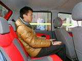 乐驰 2012款  改款 1.0L 手动P-TEC舒适型_高清图7