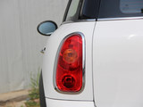 MINI COUNTRYMAN 2013款  1.6T COOPER ALL 4 Fun_高清图16