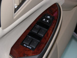 皇冠 2012款  V6 2.5 Royal 真皮版_高清图32