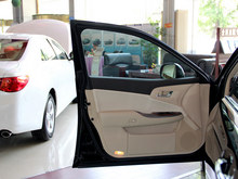2012 ʹ V6 2.5 Royal Ƥ