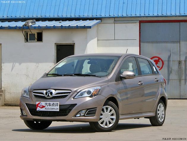 北京汽车E系两厢优惠0.9万元 现车销售