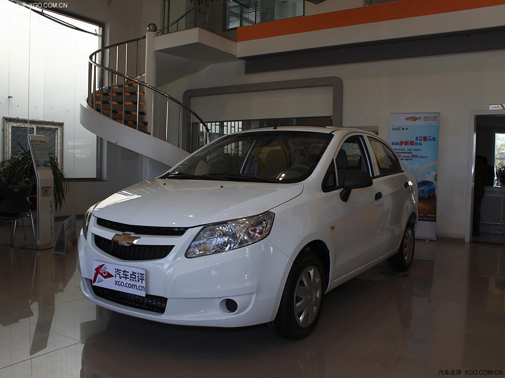 2013款三厢1.2l手动幸福版