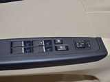 V6菱仕 2013款 东南 1.5L 手动豪华版_高清图19