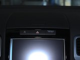 途锐 2014款  3.0TSI V6 黑色探险者_高清图25