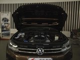 途锐 2014款  3.0TSI V6 黑色探险者_高清图22