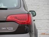 奥迪Q7 2014款  35 TFSI 运动型_高清图2