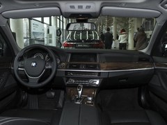 宝马5系现车充足加装车最高优惠6.8万元