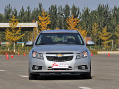 2013款科鲁兹郑州最高优惠2万 现车销售