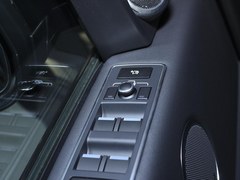 路虎揽胜行政3.0T报价 150万2014款现车