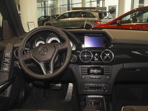 奔驰GLK最高优惠7.8万元店内少量现车