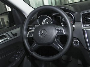 奔驰ML350/ML320/ML400 月初最低价销售