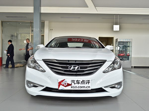沧州北京现代索纳塔八优惠两万现车销售