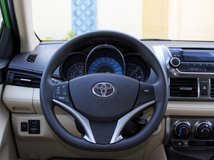 YARiS L致炫现车销售 购车送3000元礼包