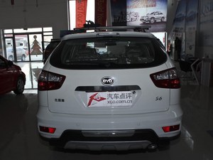 比亚迪S6置换补贴0.7万元 少量现车