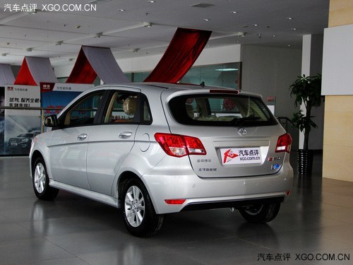 售22.08-23.08万 北汽E150 EV北京上市 