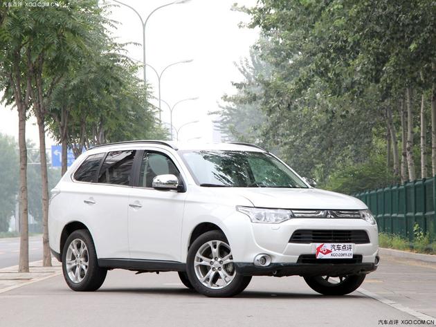 动力型SUV 三菱新欧蓝德最高惠30000元