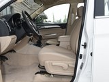 萨瓦纳 2015款  2.8T 四驱柴油豪华版5座_高清图2