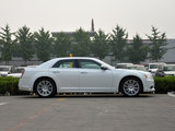 克莱斯勒300C(进口) 2014款 克莱斯勒300C 3.0L 卓越版_高清图4