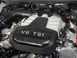 途锐 2015款  3.0TSI V6 耀锐限量版_高清图33