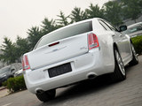 克莱斯勒300C(进口) 2014款 克莱斯勒300C 3.0L 卓越版_高清图8