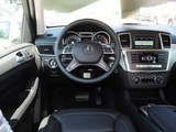 奔驰M级 2015款  ML 320 4MATIC_高清图1