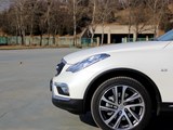 英菲尼迪QX50 2015款  2.5L 悦享版_高清图2