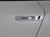 日产GT-R 2015款  3.8T 豪华棕红内饰版_高清图15