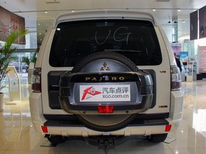 购进口三菱帕杰罗车型优惠现金5.50万元