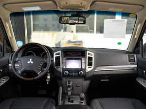进口帕杰罗SUV最高优惠3.5万元 有现车