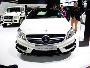 深圳奔驰A级AMG售49.8万起 有少量现车