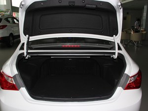 索纳塔八最高优惠4万元 现车充足颜色全