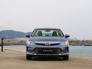 丰田凯美瑞最高降价3.3万 少量现车销售